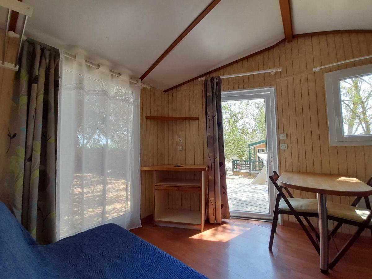 Paradise Challets And Camping Hotell Sarrecave Eksteriør bilde