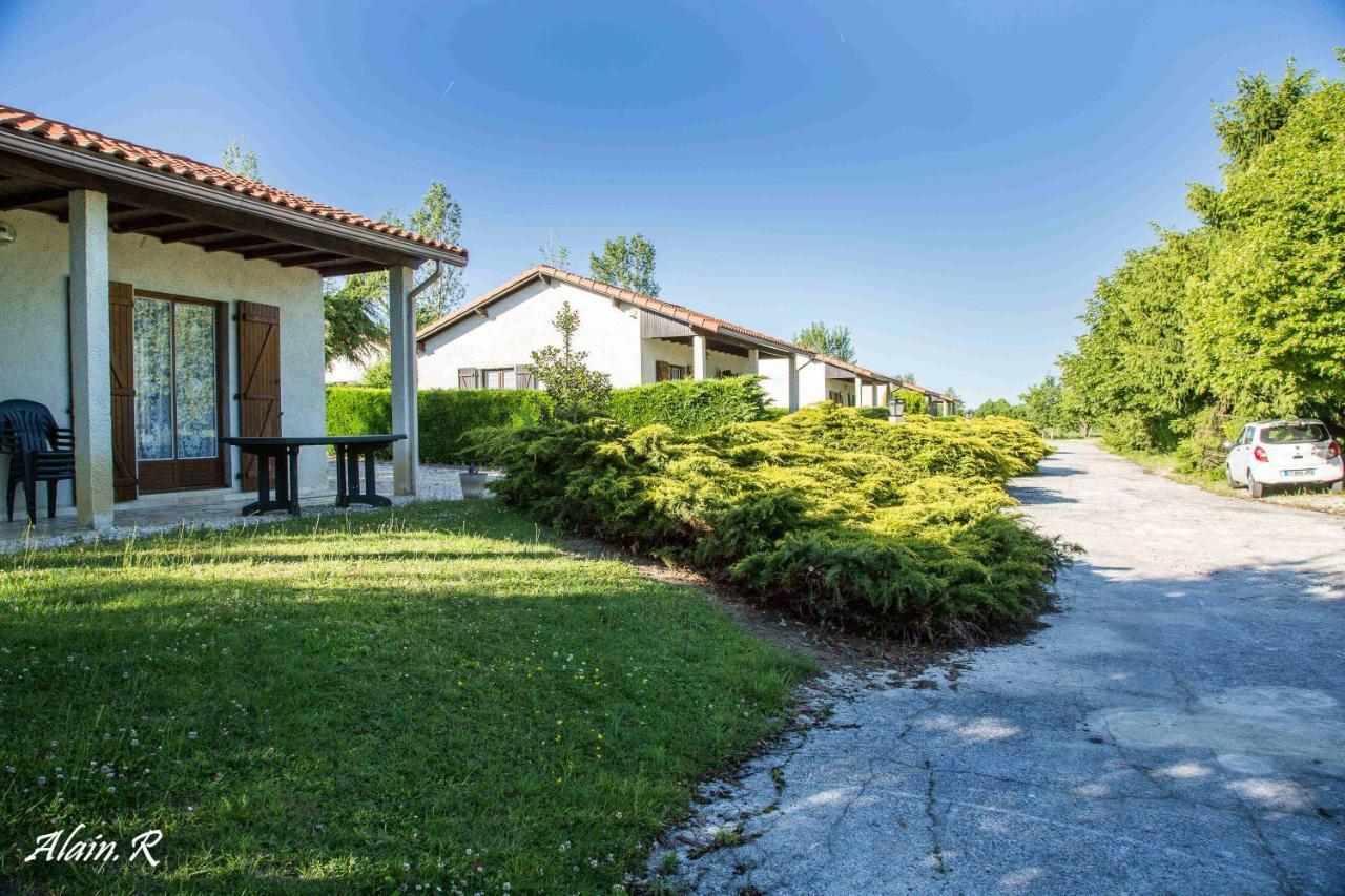 Paradise Challets And Camping Hotell Sarrecave Eksteriør bilde