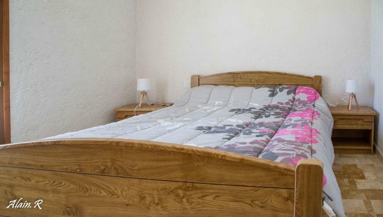 Paradise Challets And Camping Hotell Sarrecave Eksteriør bilde