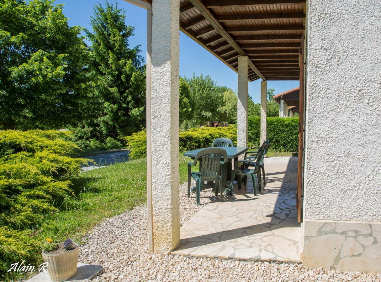 Paradise Challets And Camping Hotell Sarrecave Eksteriør bilde